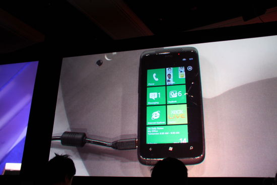下一代Windows Phone 7將內(nèi)置IE9、Xbox LIVE Game 、Skype等應用 下一代Windows Phone 7將內(nèi)置IE9、Xbox LIVE Game 、Skype等應用